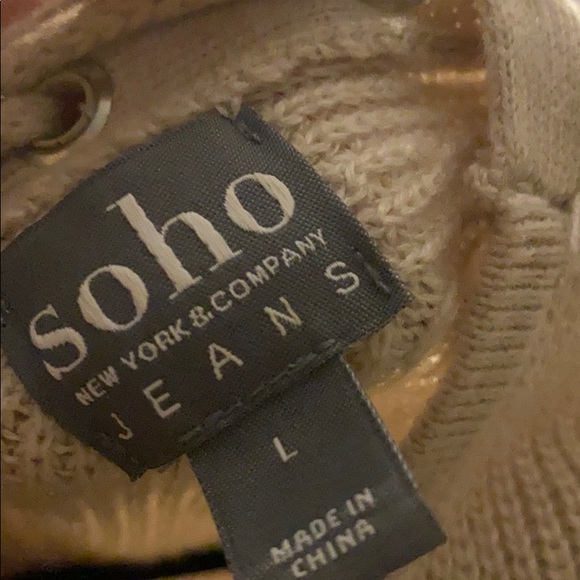 Beige sweater - Picture 7 of 7